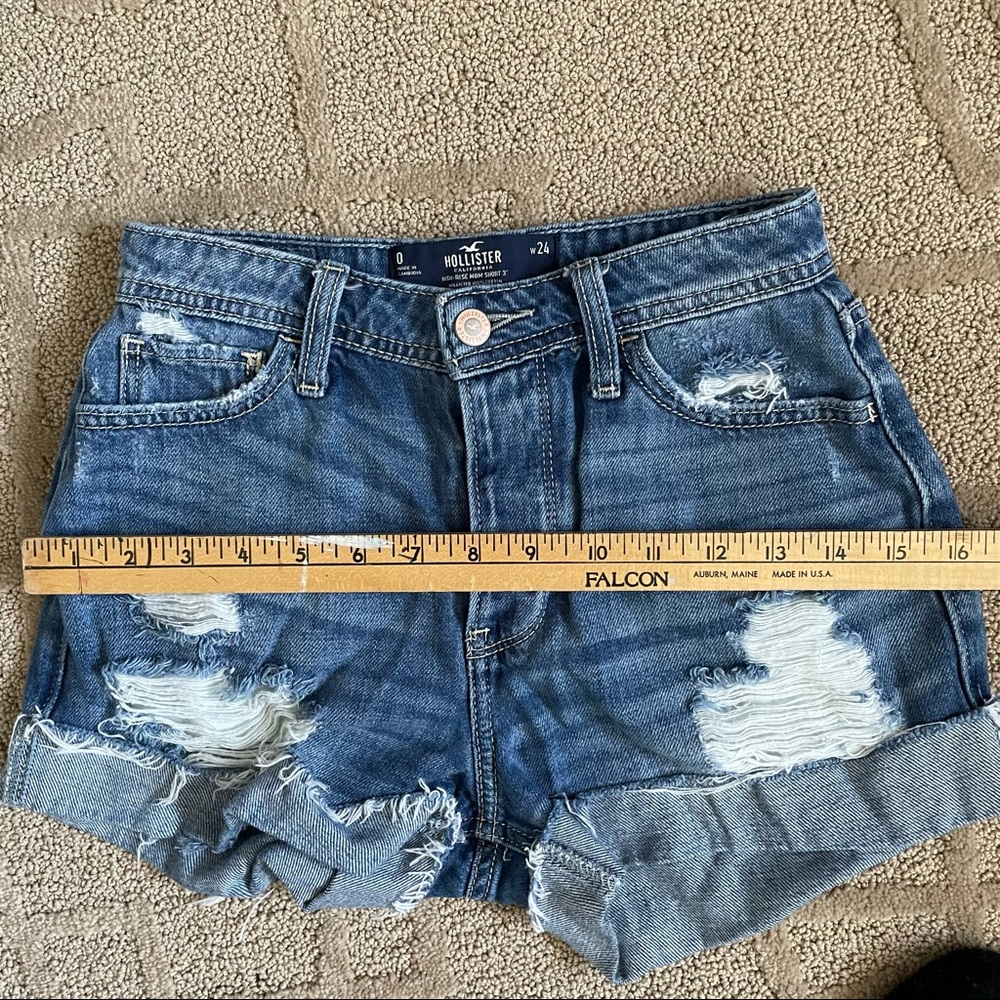 Hollister Frayed Denim Ripped Jean Shorts Size 24 - Picture 14 of 15